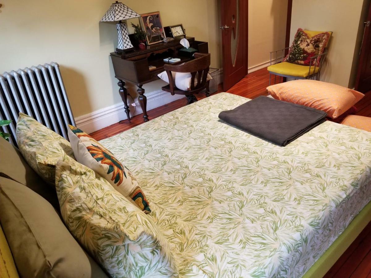 Spacious Fully Furnished Harlem Apartment Near Morningside Park Нью-Йорк Екстер'єр фото